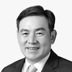 The portrait photo of Kim Sung Hyun, KB Financial Group