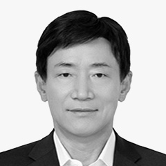 The portrait photo of Seo Young Gi, KB Financial Group