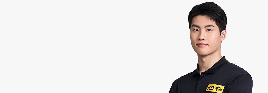 A portrait photo of Sun Woo Hwang, a Swimmer, Summer sports